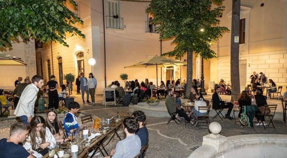 “MERCOLEDÌ IN PIAZZETTA”, ALL’AQUILA SECONDO ATTO DEL FORMAT TARGATO SCIAMPAGNÒ-LA PIAZZETTA