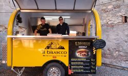 IL BIVACCO, FOOD TRUCK DELLA TRADIZIONE CHE PRESIDIA LA MONTAGNA ABRUZZESE