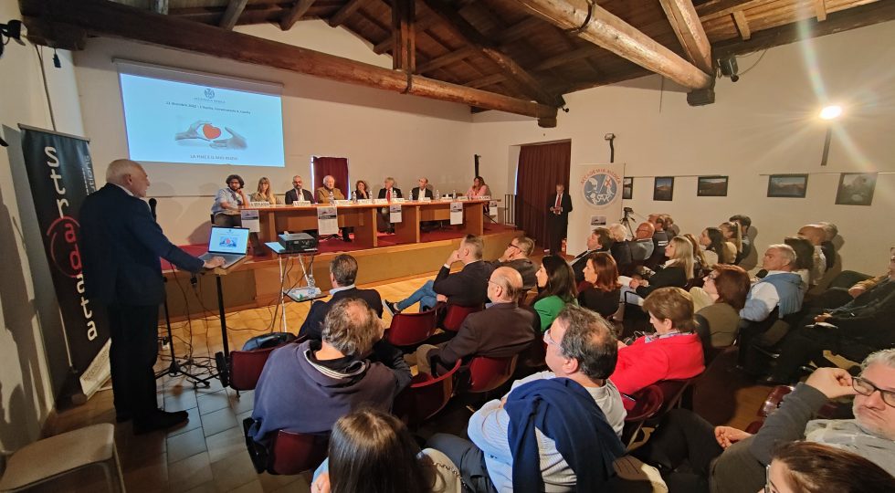L’ACCADEMIA MEDICA DELL’AQUILA D’ACCORDO CON L’OMS: RIDURRE IL CONSUMO DI VINO