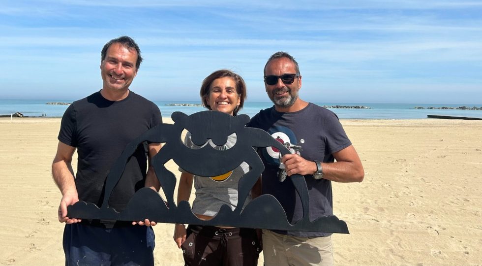 L’AMMIRAGLIA BEACH CLUB, TRE FRATELLI DA OLTRE 30 ANNI RACCONTANO L’EVOLUZIONE DELLE STAGIONI ESTIVE DI PESCARA