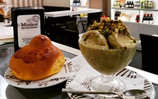 Con Mizzica le tipiche granite catanesi per una colazione siciliana in Abruzzo