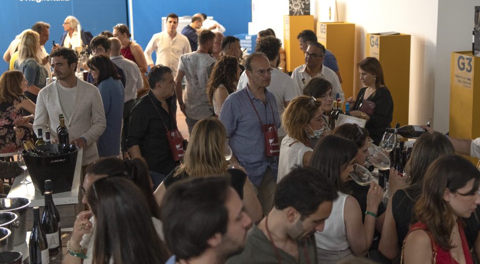 VitignoItalia 2023: in oltre 7.000 hanno sfidato il maltempo al Maschio Angioino