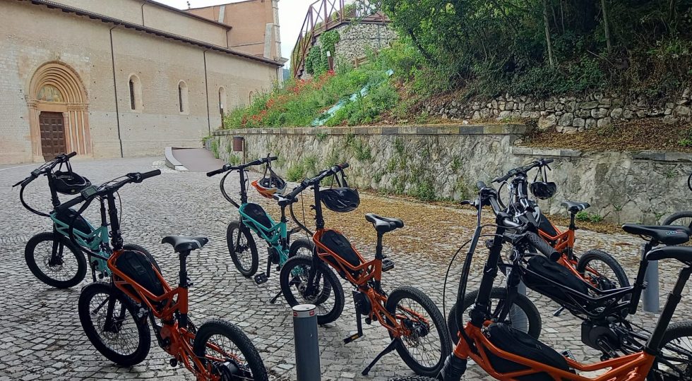 DiscoverAQ, in bici alla scoperta dell’Aquila e del circondario tra natura, borghi e sapori