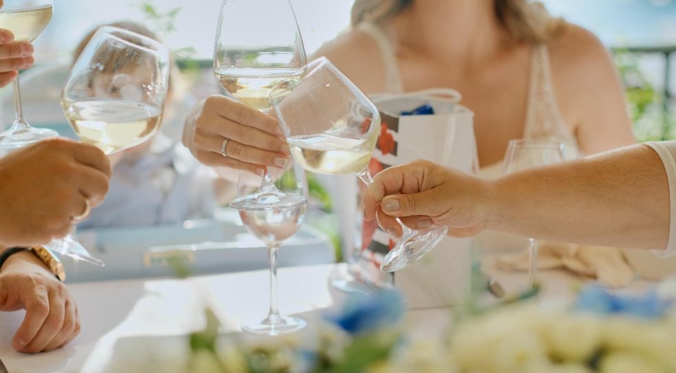 Toscana-Lombardia andata e ritorno, in Versilia degustazione di Ais e Donne del vino
