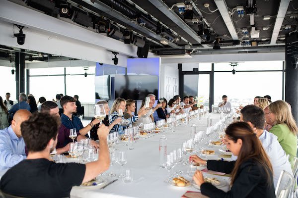 Alta Langa Docg, dopo il successo di Torino, Milano e Genova rotta su Roma, Napoli e Verona