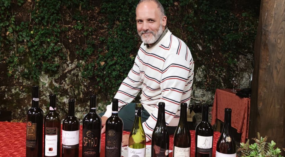 Gironi Divini, ecco tutti i finalisti che si contendono il titolo di vino dell’anno