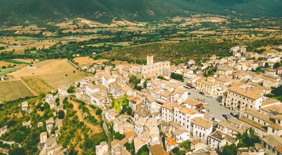 Artisti di fama mondiale a Capestrano per celebrare cultura e jazz