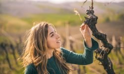 Dall’Abruzzo al Rodano, a Chiara Pepe la guida enologica di Domaine de la Chapelle Hermitage