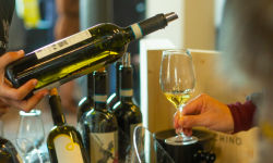 Vino e gospel in galleria all’aeroporto d’Abruzzo di Pescara