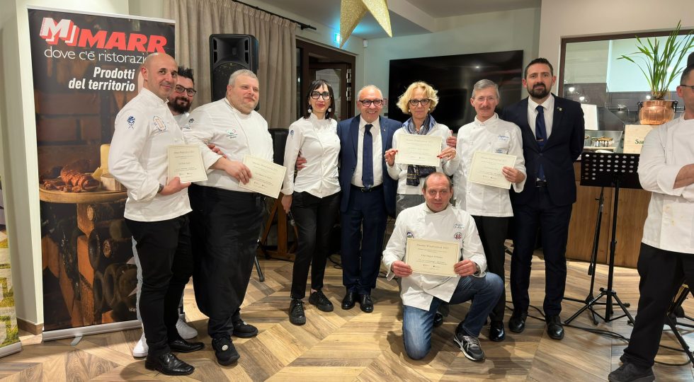Il maestro Centini e il cioccolato nella cucina abruzzese all’assemblea dei cuochi teramani