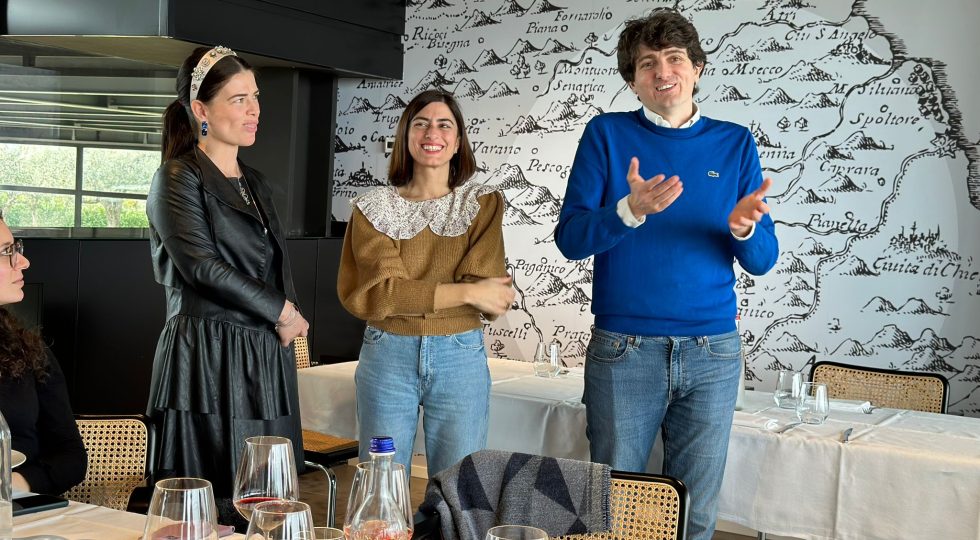 Sapori in movimento: la Compagnia della Genziana fa tappa a Feudo Antico