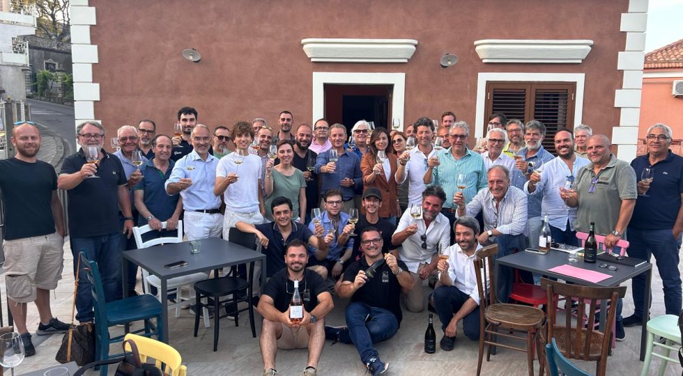 Etna Doc, stretta sui nuovi vigneti: voto unanime per contenere l’aumento produttivo