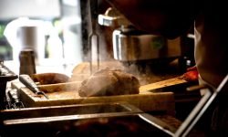 Il bollito misto non è solo piemontese, ecco la storia della “caldaia” triestina