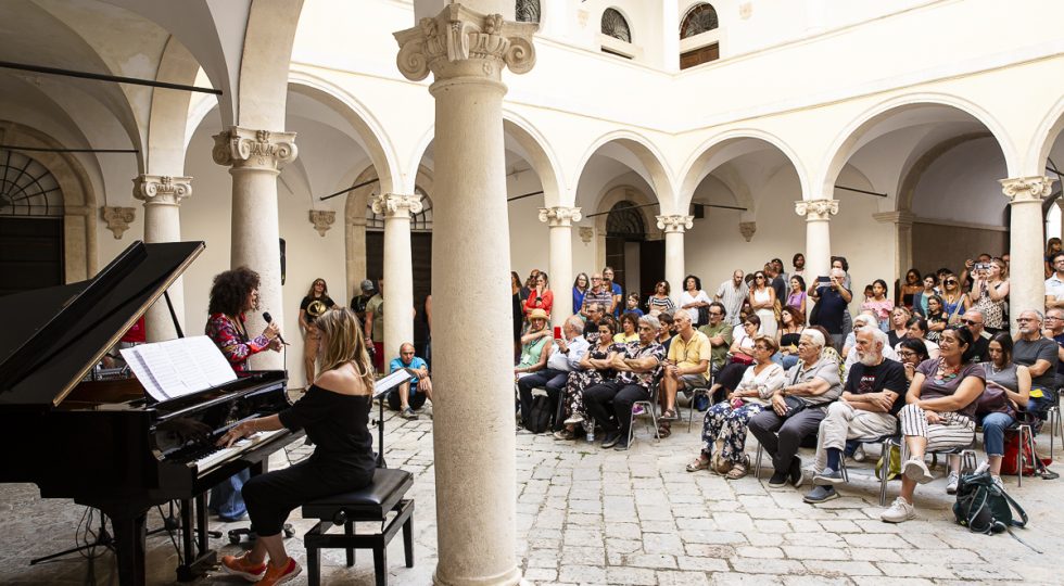 All’Aquila torna la maratona del jazz, 300 musicisti in 15 location del centro nel fine settimana