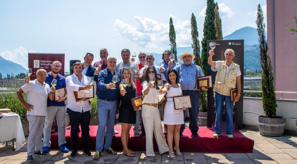 The WineHunter Award 2024: pubblicata la guida che premia le eccellenze enogastronomiche