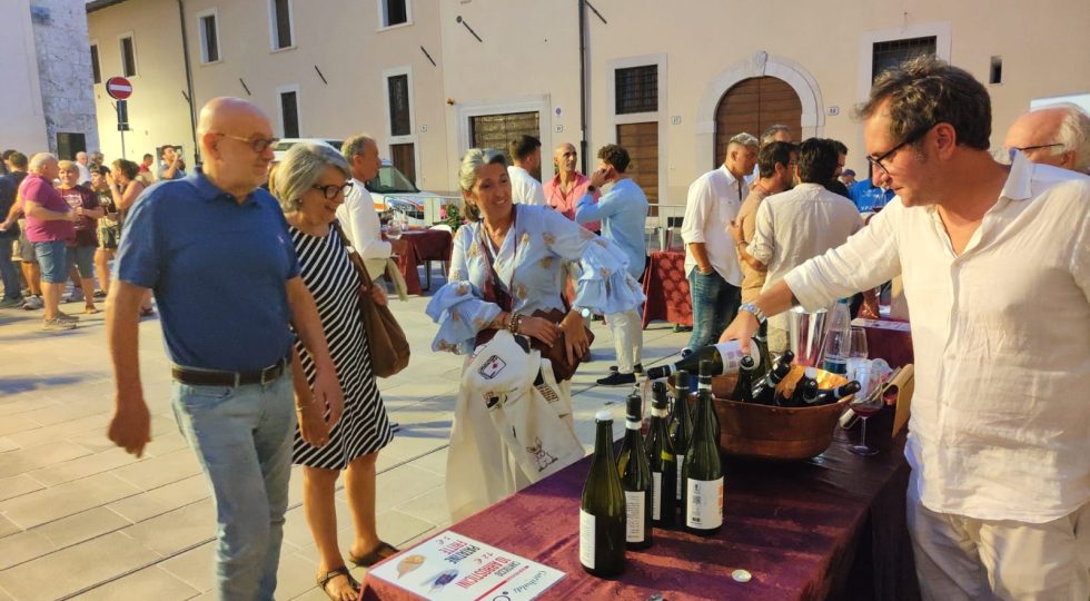 Vini rosa, all’Aquila un successo la prima edizione di “Tramonti divini”