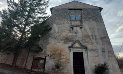 A Corbellino di Fagnano Alto una collettiva di artisti e una serie di laboratori e performance nei weekend