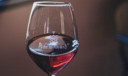 Nella Liguria del Pigato e del Vermentino la Granaccia traina la riscossa dei rossi