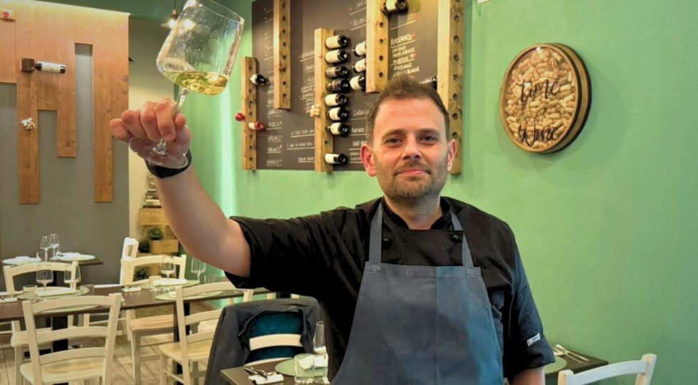 Chef Francesco Auricchiella, fine dell’esperienza di Bistrot24. Il 2025 porta una nuova avventura al Casale delle Arti