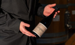 Vinitaly, l’azienda abruzzese Di Sipio presenta il Montepulciano “Cinque”