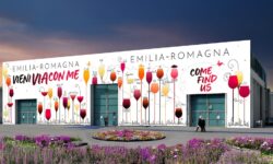 Alberto Tomba e Simona Ventura inaugurano il Padiglione Emilia Romagna del Vinitaly