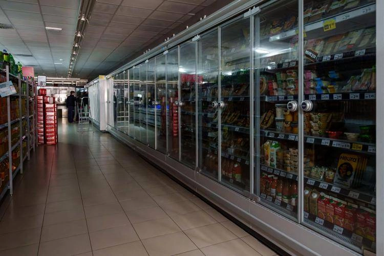 Sicurezza alimentare durante interruzioni di corrente: i consigli degli esperti su come affrontare un blackout