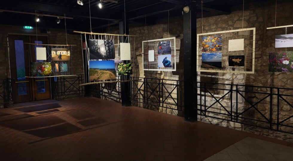 “Quell’istante immateriale”, all’Aquila mostra fotopoetica di Jessica De Paolis e Laura Cantusci