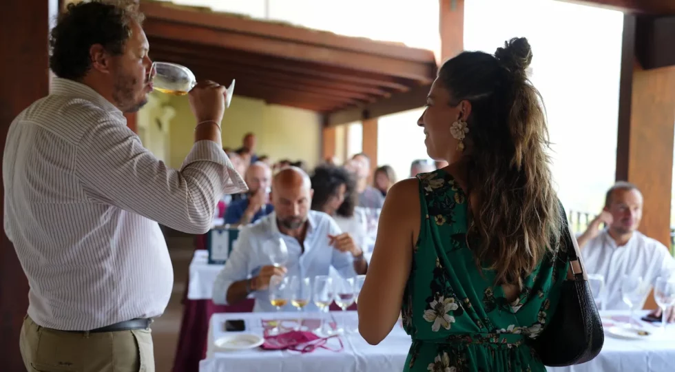“Enotirino”, a Bussi torna il wine festival con 100 cantine e tipicità abruzzesi