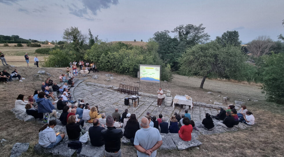 Antichi vitigni: in Abruzzo si studia la reintroduzione del Ghiuppitt, ecotipo di Sangiovese