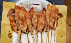 Nella Val Fontanabuona l’Ostificio Ligure salva la tradizione delle nêgie, regine del tipico fritto misto locale