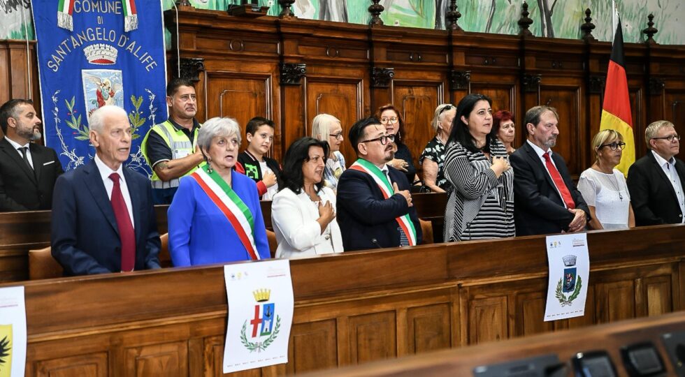 Perdonanza, le città gemellate all’Aquila per la tavola rotonda sulla Capitale Italiana della Cultura 2026