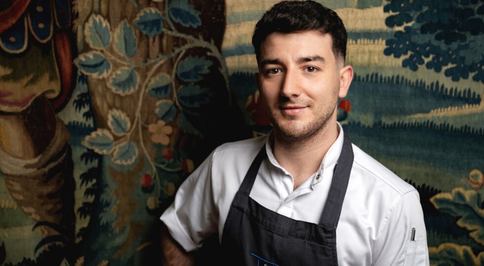 Stefano Di Giosia, lo chef abruzzese che conquista la cucina stellata in Uk. “Romito prima ispirazione. Sostituirò il burro con l’olio evo”