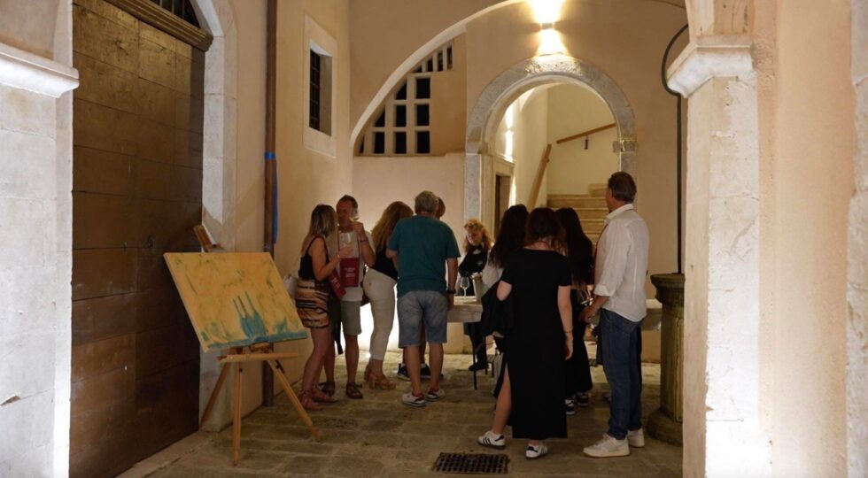 Castelvecchio Subequo ripropone arti e mestieri di un tempo. In degustazione vini di 10 cantine abruzzesi nei palazzi storici
