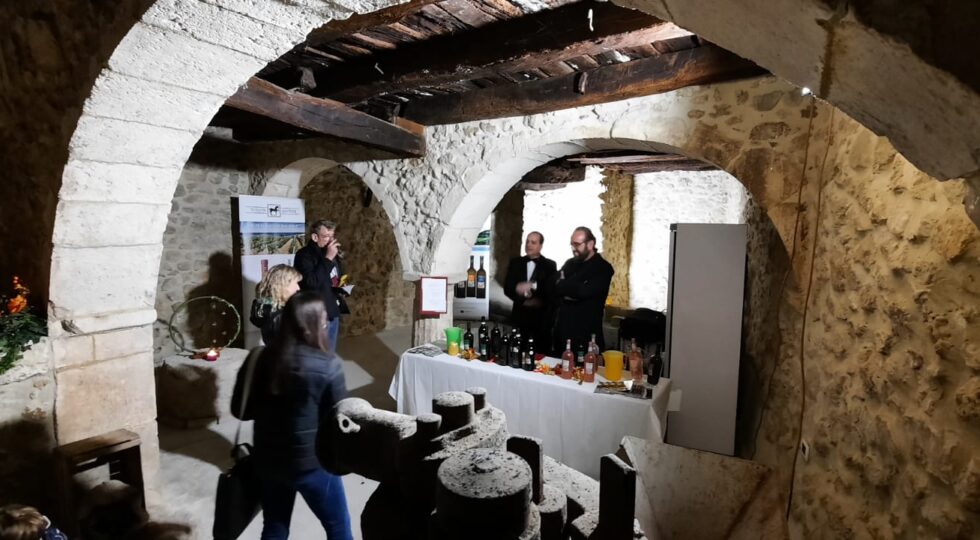 Due itinerari per le vie di Goriano Sicoli con 15 postazioni dedicati ai vini abruzzesi