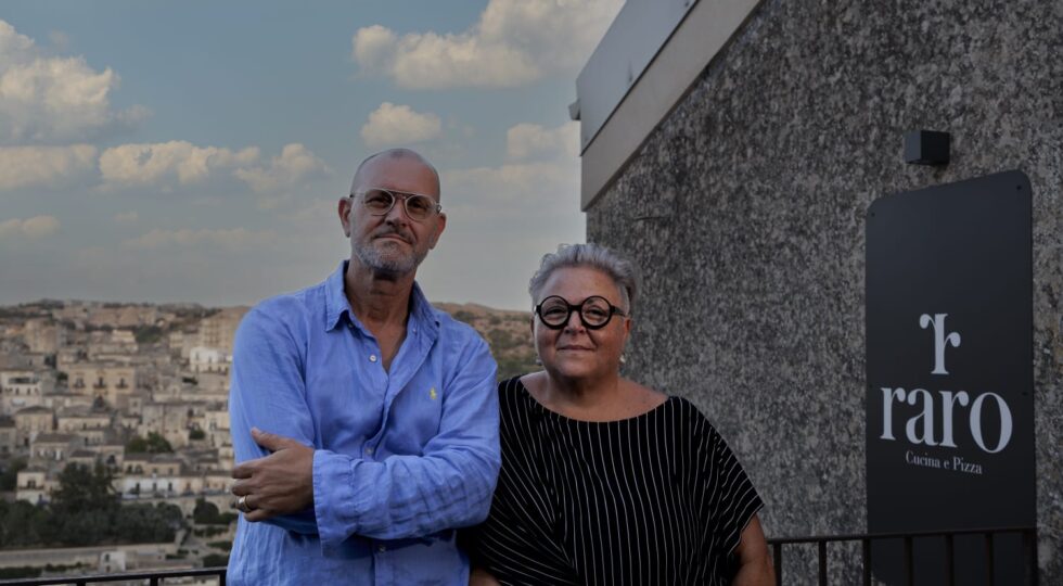 A Modica il ristorante Raro con affaccio mozzafiato sulla città che ospita mostre e una rassegna jazz
