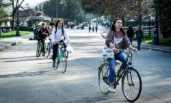 Nella Settimana della mobilità sostenibile all’Aquila la spesa in centro si fa in bici