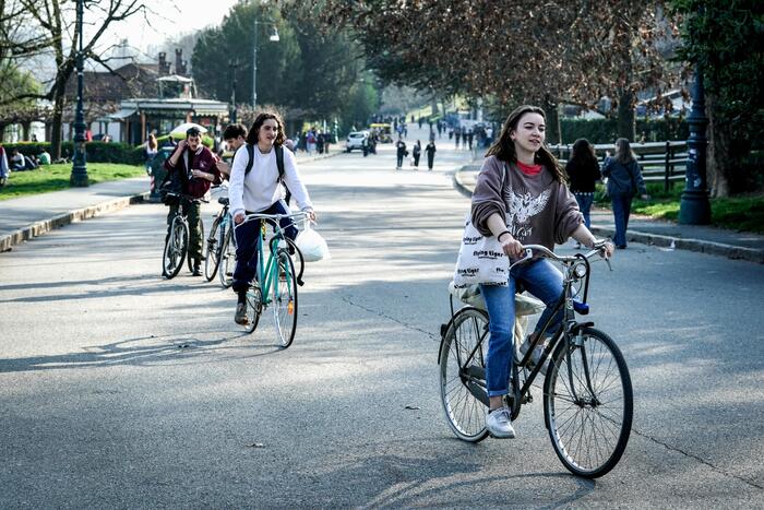 Nella Settimana della mobilità sostenibile all’Aquila la spesa in centro si fa in bici