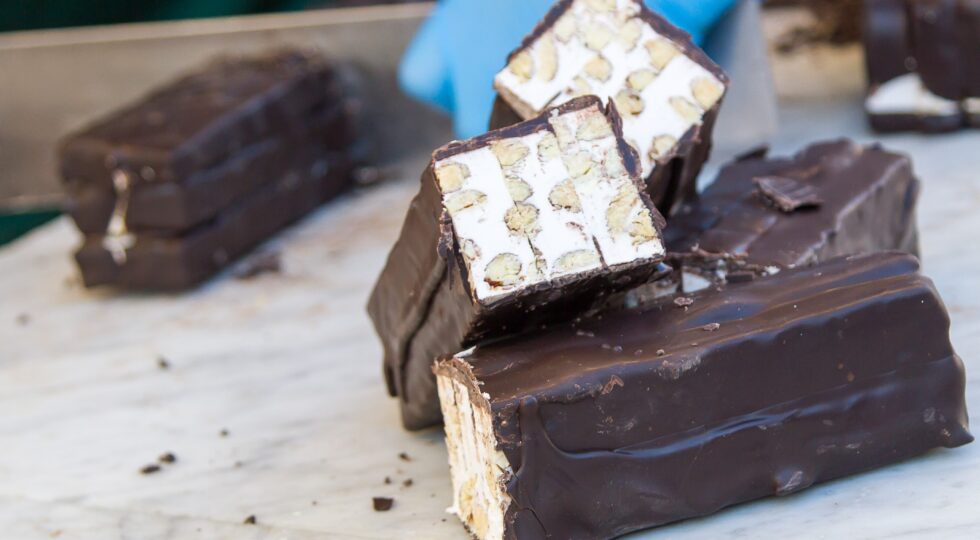 Torna la Festa del Torrone di Cremona, dall’8 al 16 novembre musica, tradizione e grandi nomi