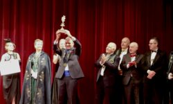 Champagne: Confrerie du Sabre d’Or, a Edi Della Sala il titolo di miglior ambasciatore del mondo
