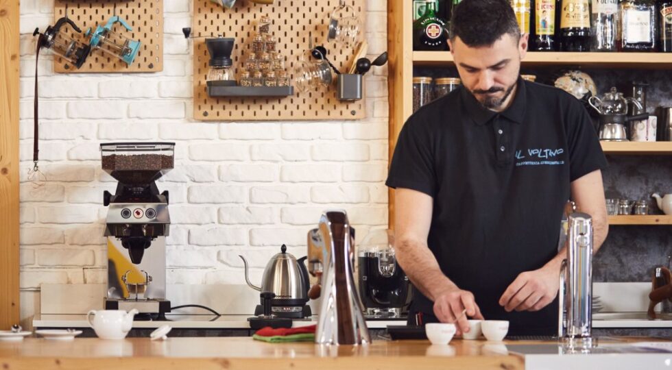 Il Voltino, caffetteria sperimentale a Pavia, dove il bar diventa laboratorio