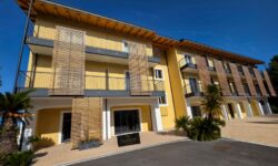 Magione Papale, il relais dell’Aquila si amplia con nuove camere, centro benessere e impianti sportivi