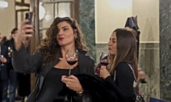 Dal Pescara Wine Festival un messaggio al mondo del vino che deve cambiare linguaggio. Ecco tutte le aziende premiate