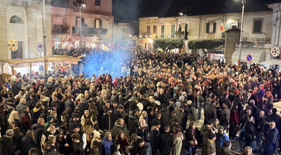 Vino novello, piatti tradizionali, canti e balli nel cuore di Treglio per “Borgo rurale”