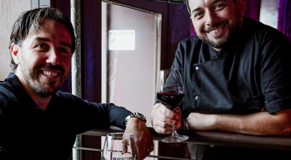 Milano riscopre le botteghe di quartiere, la salumeria con cucina “Morsettificio” unisce Puglia e Lombardia un morso alla volta