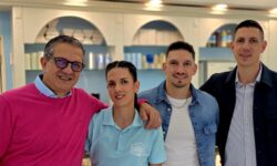 All’Aquila ha aperto Gelaterie Duomo in Via Castello. E ci sono anche i waffle direttamente dal Belgio