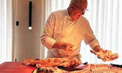Qualità Abruzzo, “a lezione” di agnello con Peppino Tinari. Riprendono gli incontri tra scambio e convivialità
