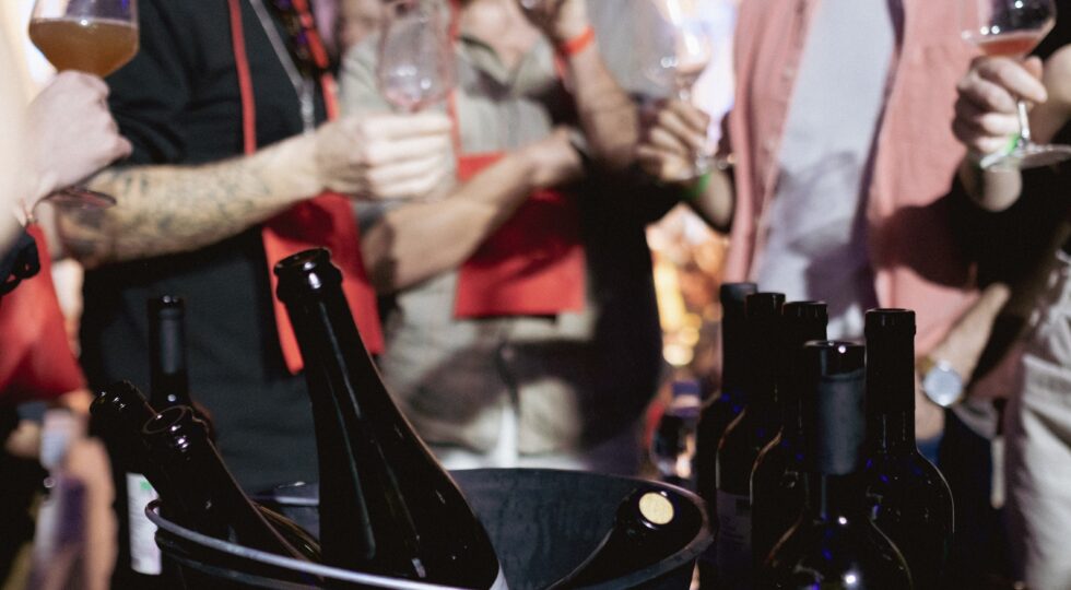Quartiere vino Pigneto, a Maggio torna l’evento diffuso sui vini naturali con nuovi percorsi e spazi creativi