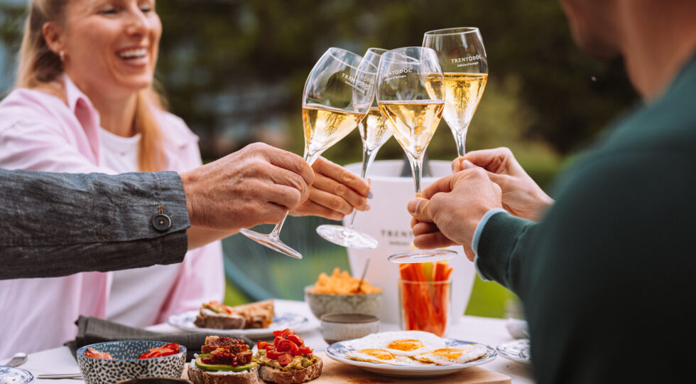 “Trentodoc in Città” arriva a Bologna: a Villa Zarri oltre 190 etichette di bollicine di montagna