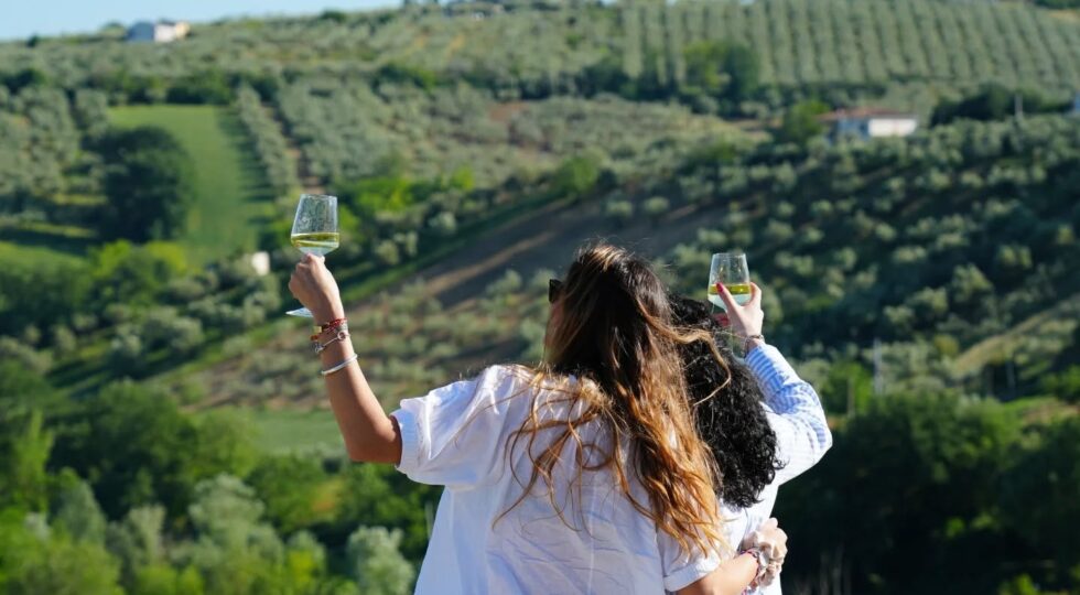 Cantine Aperte, l’ultimo fine settimana di maggio torna l’appuntamento degli enoturisti