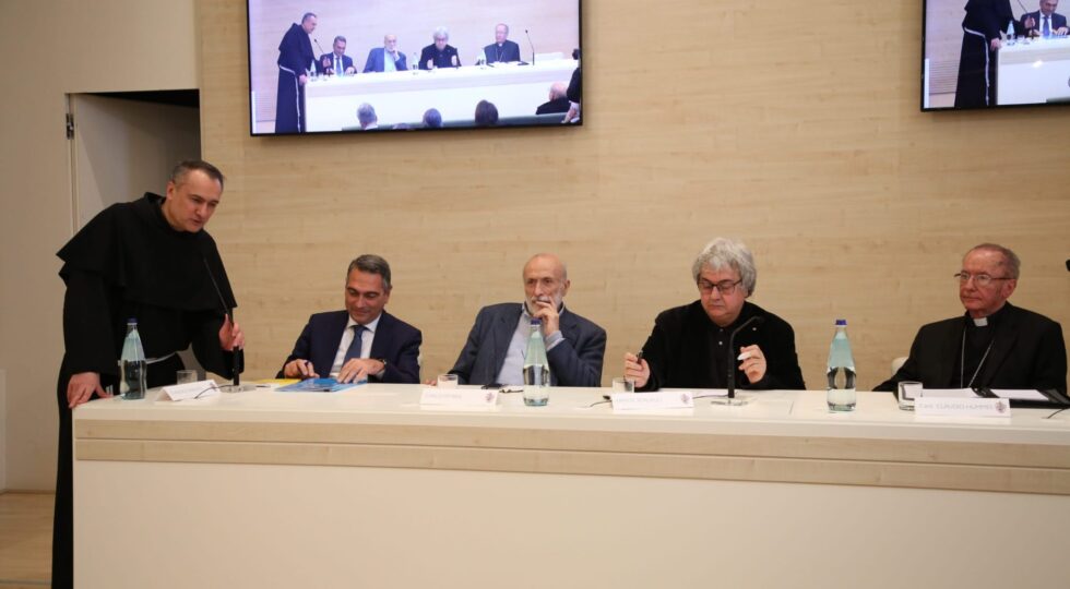 “Quel mood da fighetto che ha salvato la filiera agricola italiana”. Ermete Realacci ricorda Carlo Petrini